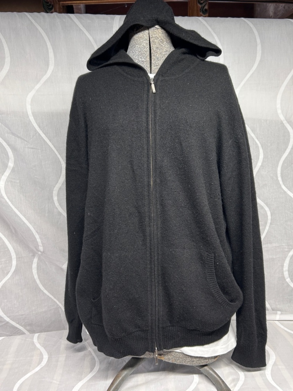 Men's Black Zip-Up Cashmere Hooded Sweater